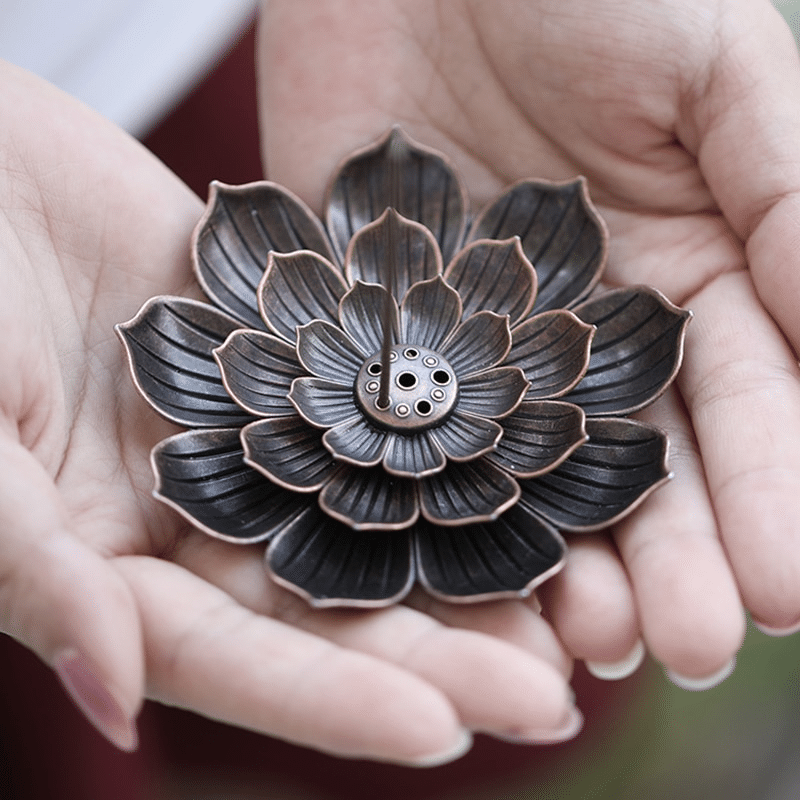 Insertion Blog : Porte Encens Fleur de Lotus https://www.chakras-shop.com