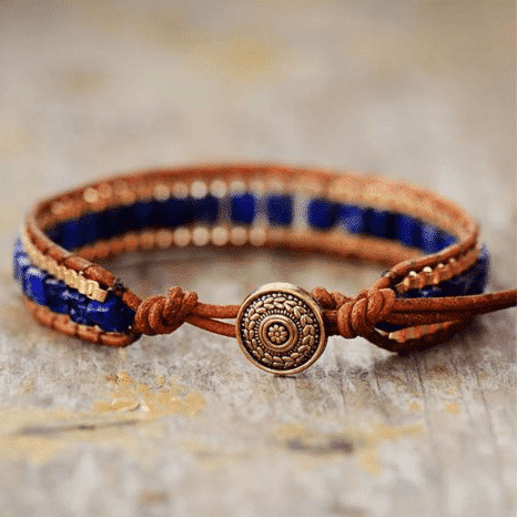 Bracelet Pierre Naturelle “Lapis Lazuli Doré”