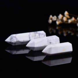 Pointe d&rsquo;Howlite Pierre De Protection