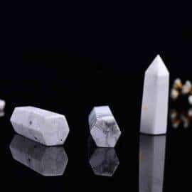 Pointe d&rsquo;Howlite Pierre De Protection