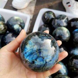 Boule de Cristal en Labradorite Boule de Cristal