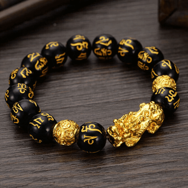 Bracelet porte bonheur chinois doré