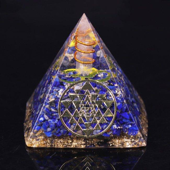 Orgonite Pyramide en Lapis-Lazuli “Dynamisme et Vitalité” Orgonite