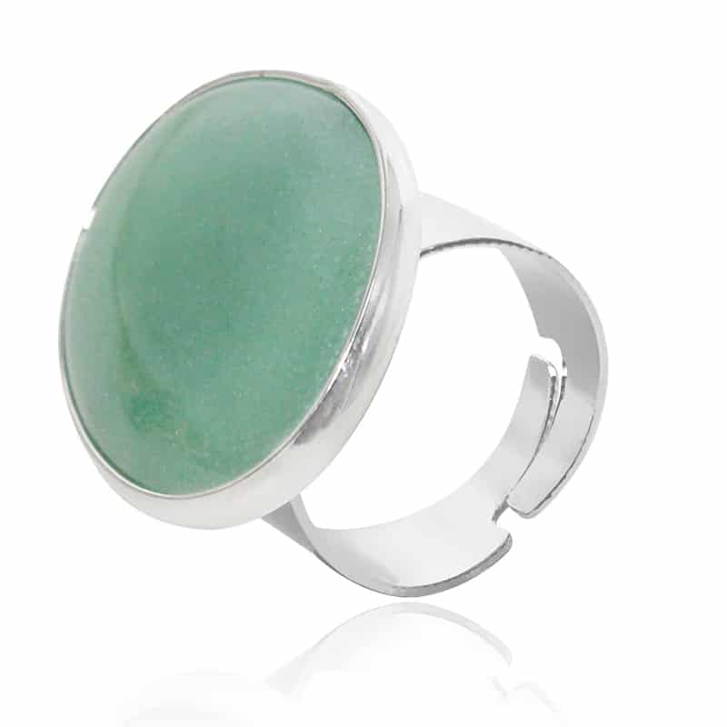 Bague Aventurine de Grande Taille en Cuivre sur fond blanc