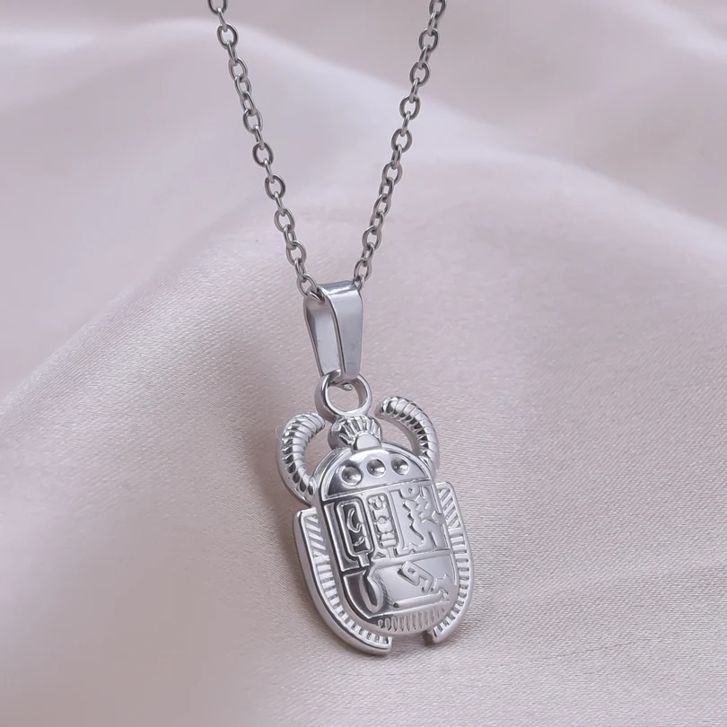 Pendentif Egyptien en Forme de Scarabée en Acier Inoxydable