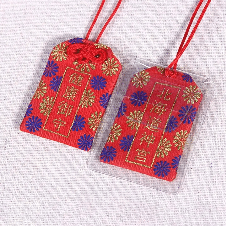 Porte Bonheur Chinois de Style Amulette en Tissu